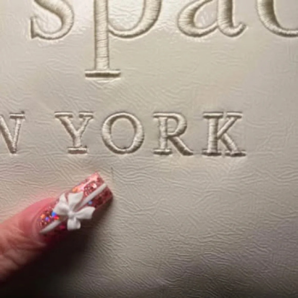 Kate Spade New York JETT TOTE - Picture 9 of 9